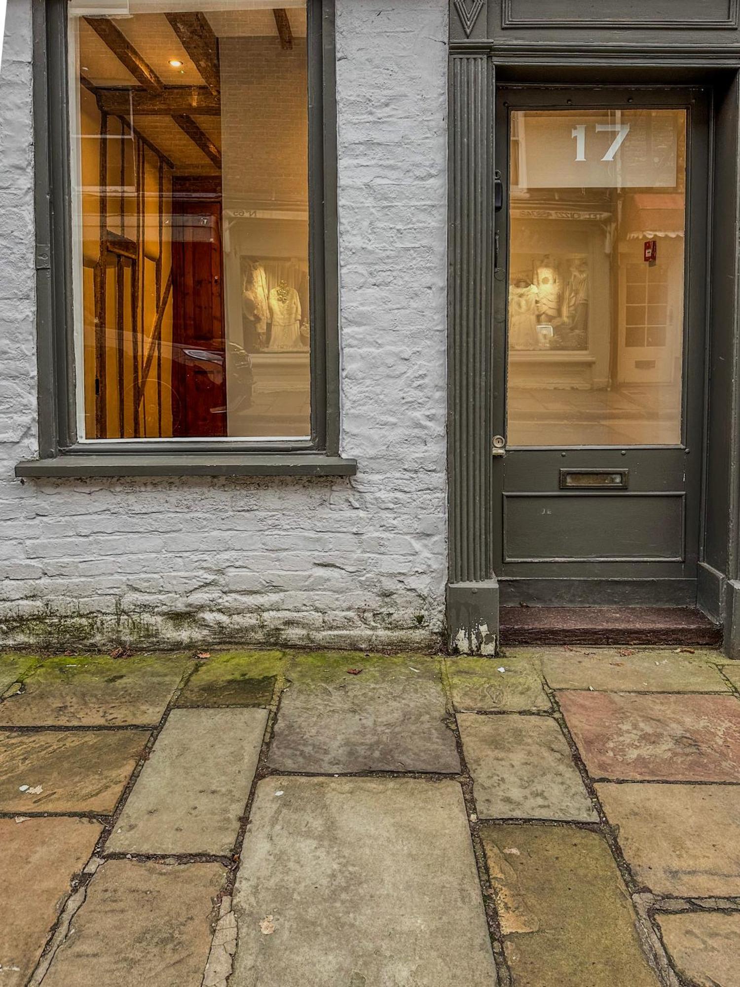 The Castle Centre Apartment Canterbury